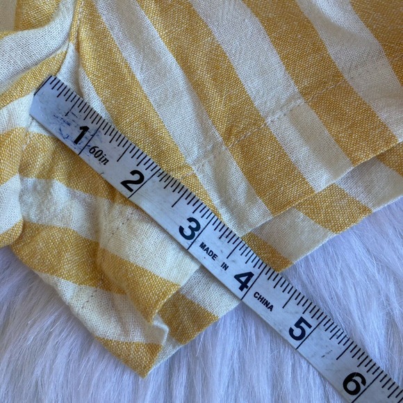 Old Navy Shorts Sz 8 Linen Blend Everyday Yellow Off White Striped Medium Womens - Picture 8 of 9